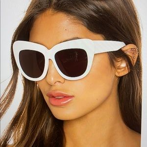 x Revolve Chelsea Sunglasses in white
